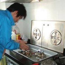 西安億田燃氣灶售后維修服務指南